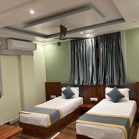 Hotel Omkareshwar Inn Deoghar Exterior foto